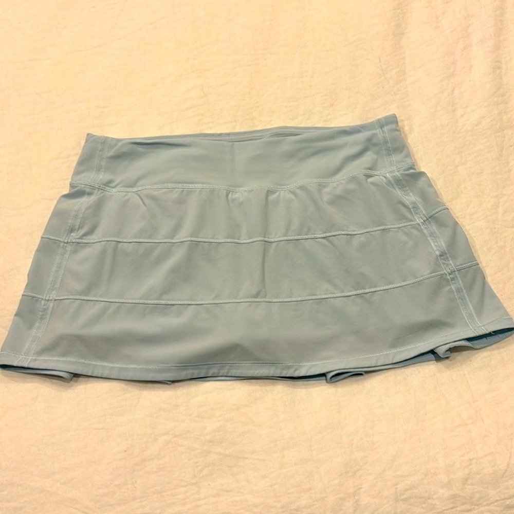 Lululemon 12” Pace Rival, sz 8